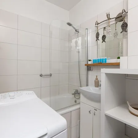 Apartment Wilaneska *