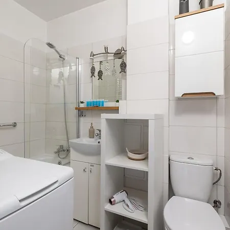 Wilaneska By Bookinghost Szczecin