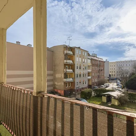 Wilaneska By Bookinghost