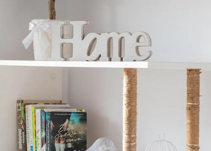 Wilaneska By Bookinghost *