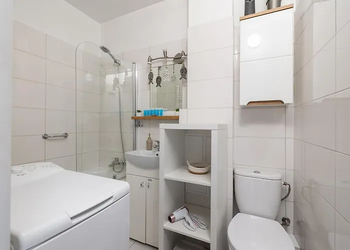 Wilaneska By Bookinghost 슈체친